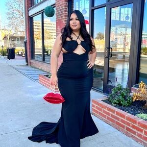 Elegant Black Evening Gown